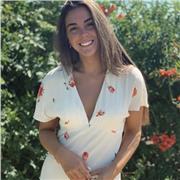 Soy graduada en Pedagogía y he realizado un máster en Necesidades Educativas Especiales. Además, he hecho algún nos cursos de especialidad en atención a personas con TEA, Discapacidad motora e intelectual y trastornos de la lectoescritura y lenguaje. Me
